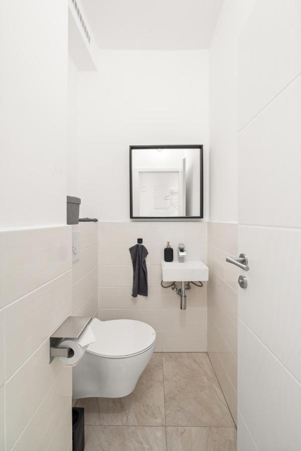 Apartment Near Volksoper - Modern, Big, Central, Cosy ウィーン エクステリア 写真